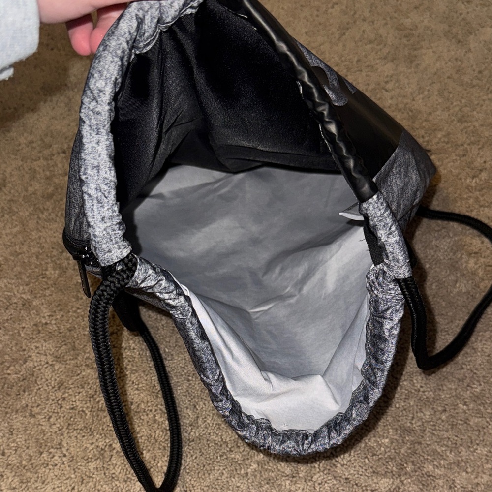 Adidas Drawstring Backpack - Picture 4 of 4
